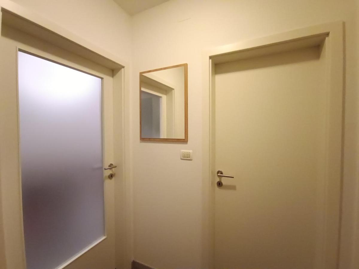 Apartment Luka Pula Exteriör bild